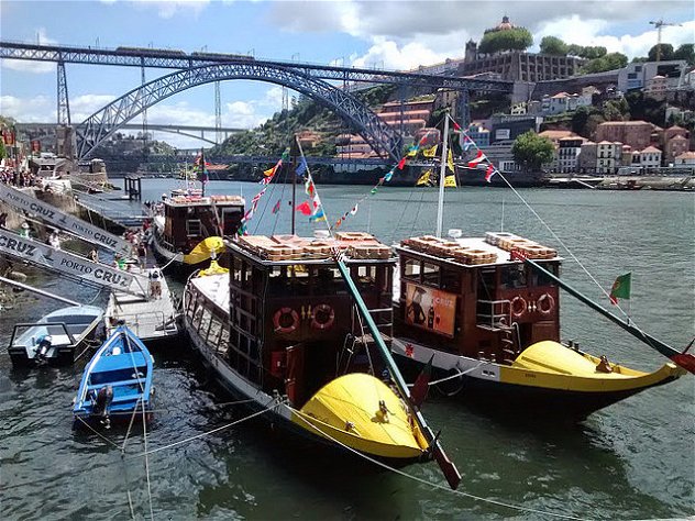 Book a cruise to see Porto's bridges
